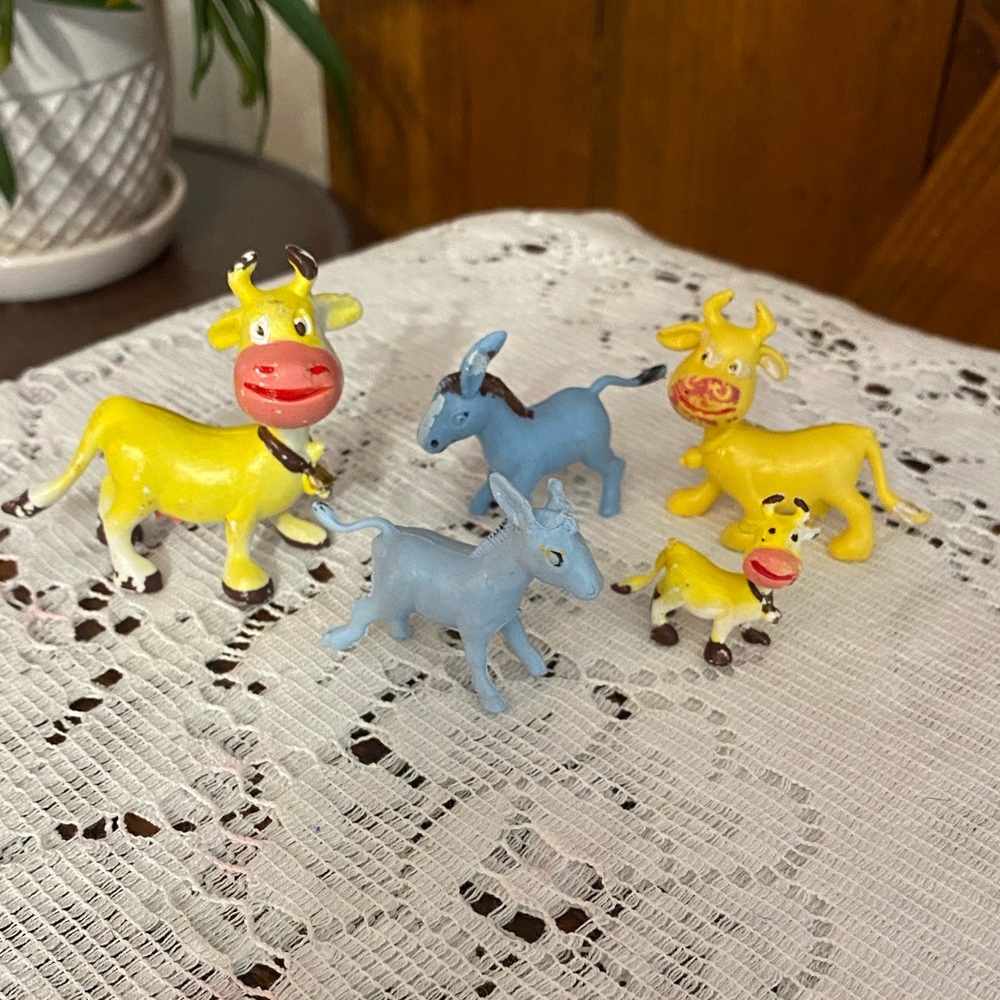 Vintage toys yellow cows blue horse Hong Kong